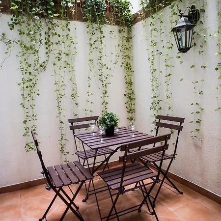 Lovely Downtown Flat Apartment